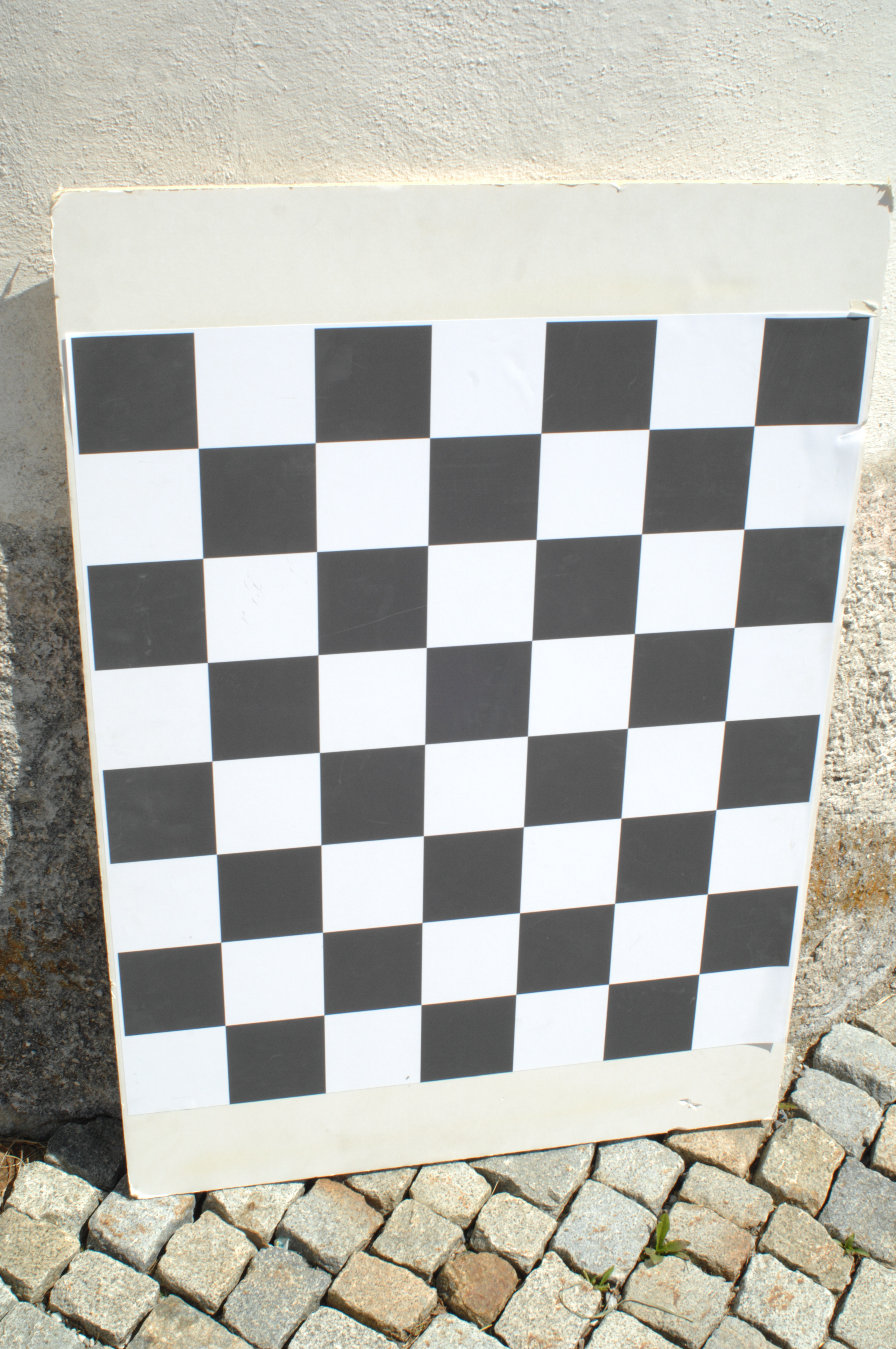 Sample chessboard image